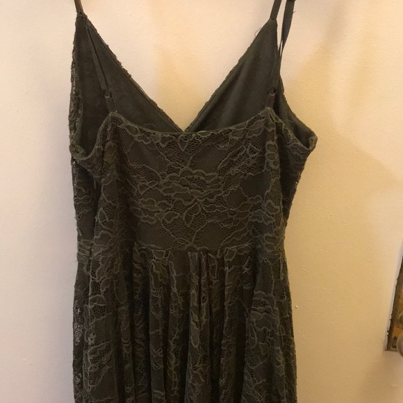 Olive lace dress, size M - Picture 5 of 5